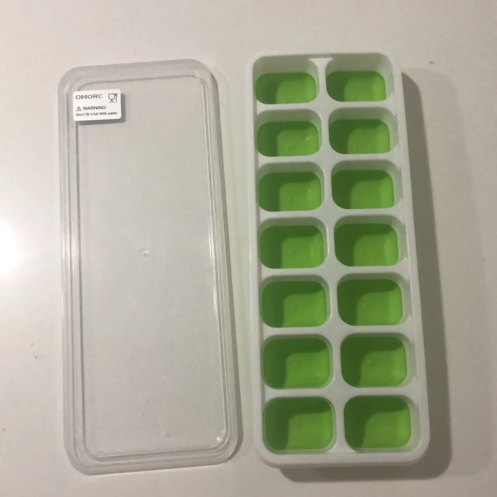 SILICONE ICE TRAY FOR EASY USE - Multiple Ice Cubes